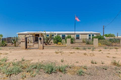 1286 N Gold Dr, Apache Junction, AZ 85120 photo 1