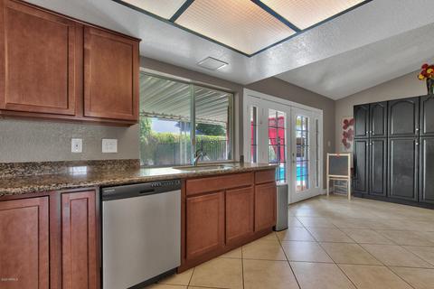 2701 E Louise Dr, Phoenix, AZ 85032 photo 5