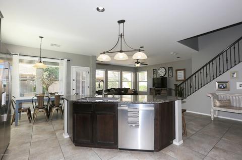3517 E Amber Ln, Gilbert, AZ 85296 photo 9