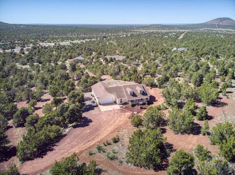 695 E Longpoint Vis, Williams, AZ 86046 photo 4
