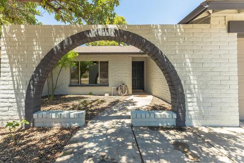 230 E Chilton Dr, Tempe, AZ 85283 photo 4