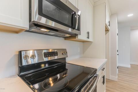 230 E Chilton Dr, Tempe, AZ 85283 photo 7