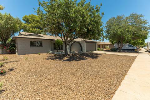 230 E Chilton Dr, Tempe, AZ 85283 photo 2