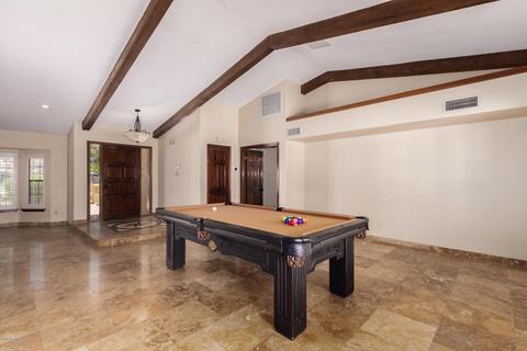 637 E Desert Ln, Gilbert, AZ 85234 photo 9