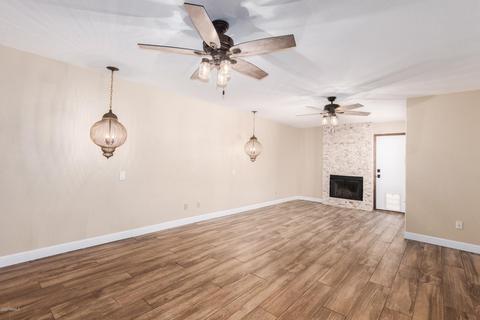 637 E Desert Ln, Gilbert, AZ 85234 photo 29