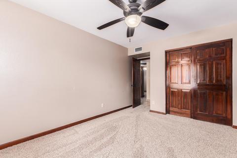 637 E Desert Ln, Gilbert, AZ 85234 photo 35
