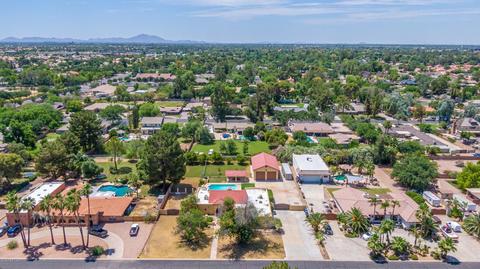 637 E Desert Ln, Gilbert, AZ 85234 photo 55