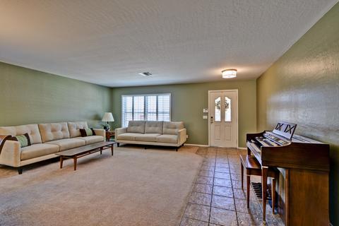 2003 E Ruby Ln, Phoenix, AZ 85024 photo 11