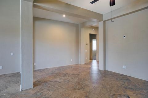 4211 W Reddie Loop, Phoenix, AZ 85083 photo 9