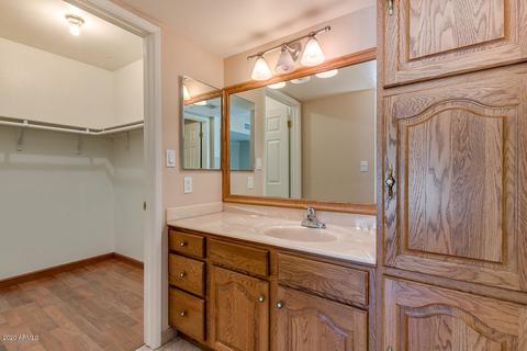 2137 Ellis Dr, Tempe, AZ 85282 photo 9