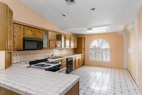 416 E 5th St, Eloy, AZ 85131 photo 2