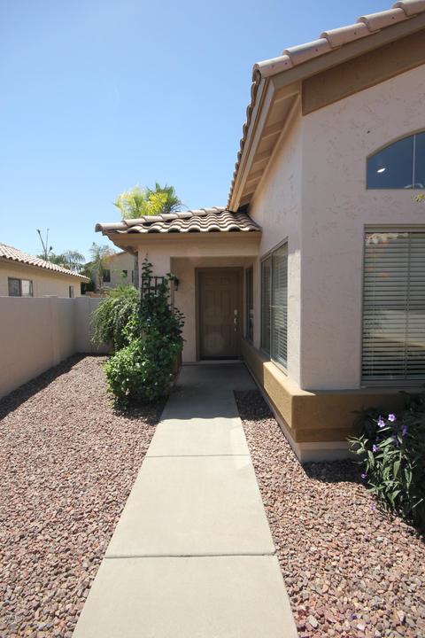 1631 E Tremaine Ave, Gilbert, AZ 85234 photo 3