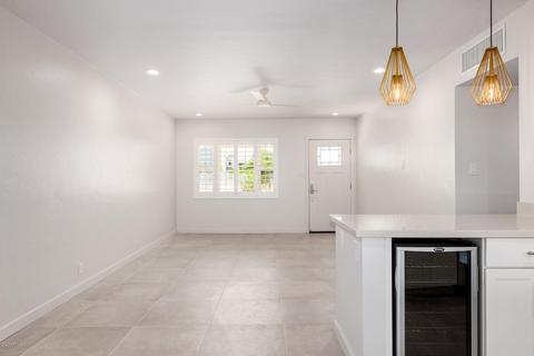 2734 E Highland Ave, Phoenix, AZ 85016 photo 4