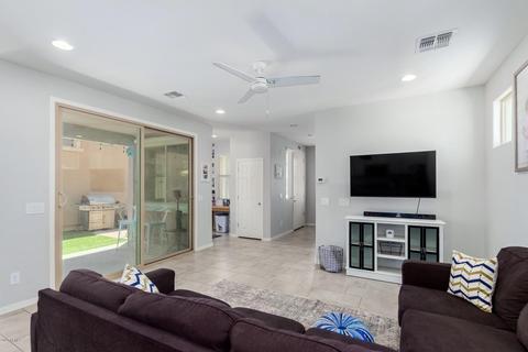 2242 S Agnes Ln, Gilbert, AZ 85295 photo 6