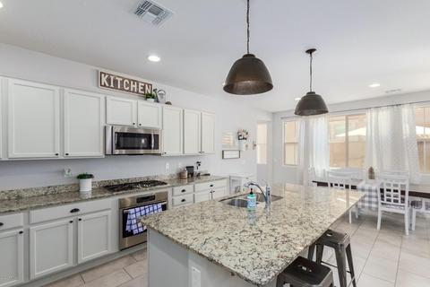 2242 S Agnes Ln, Gilbert, AZ 85295 photo 10