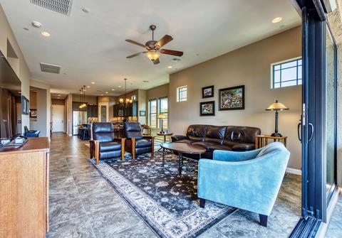 9053 E Ivyglen Cir, Mesa, AZ 85207 photo 2