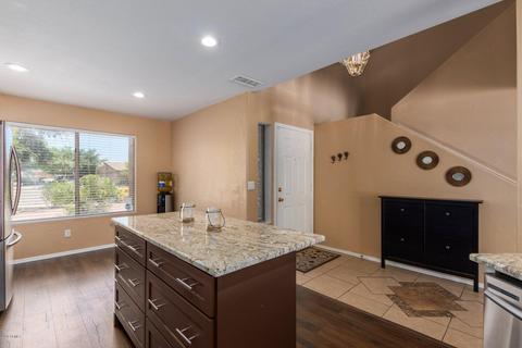 1702 S 66th Ln, Phoenix, AZ 85043 photo 8