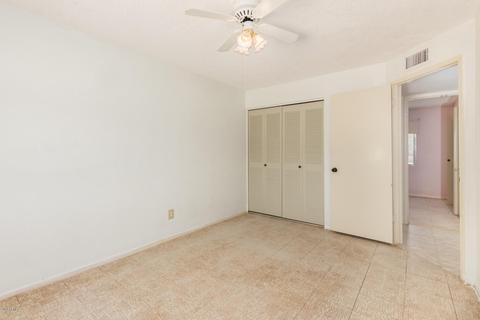 6902 W Verde Ln, Phoenix, AZ 85033 photo 9