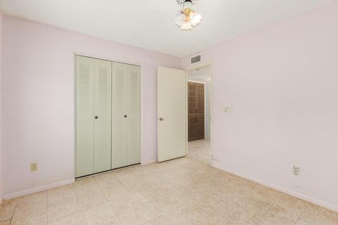 6902 W Verde Ln, Phoenix, AZ 85033 photo 4
