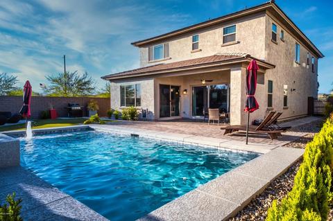 3255 E Sands Dr, Phoenix, AZ 85050 photo 1