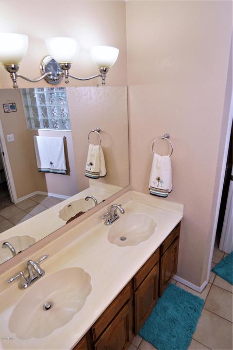 4221 E Tanglewood Dr, Phoenix, AZ 85048 photo 21