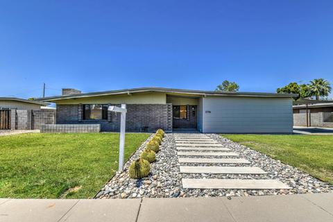 3746 E Laurel Ln, Phoenix, AZ 85028 photo 3