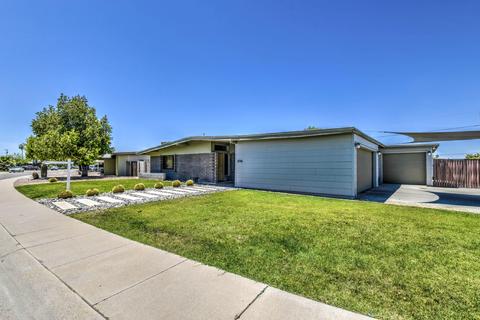 3746 E Laurel Ln, Phoenix, AZ 85028 photo 4