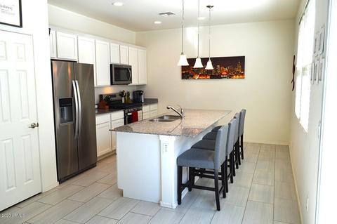 258 N 56th Pl, Mesa, AZ 85205 photo 4