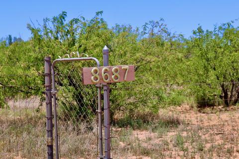 8687 E Chandler Ln, Hereford, AZ 85615 photo 1
