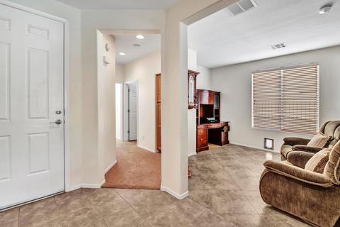 4702 E Blue Spruce Ln, Gilbert, AZ 85298 photo 9