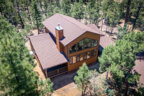 2049 Badger Ln, Overgaard, AZ 85933 photo 1