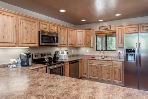 2049 Badger Ln, Overgaard, AZ 85933 photo 5