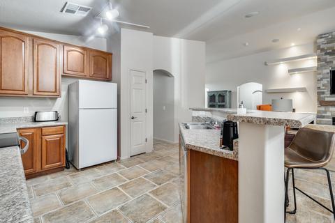 2631 W Carson Rd, Phoenix, AZ 85041 photo 12