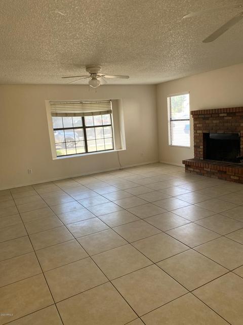 729 E Piute Ave, Phoenix, AZ 85024 photo 2