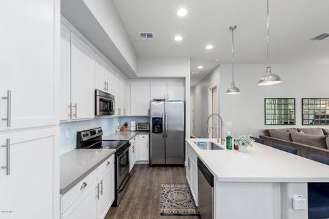 3038 N 33rd Pl, Phoenix, AZ 85018 photo 5