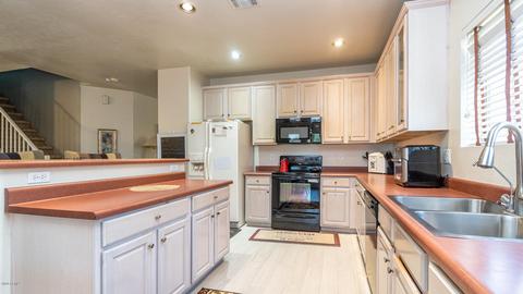 1346 E Pedro Rd, Phoenix, AZ 85042 photo 10