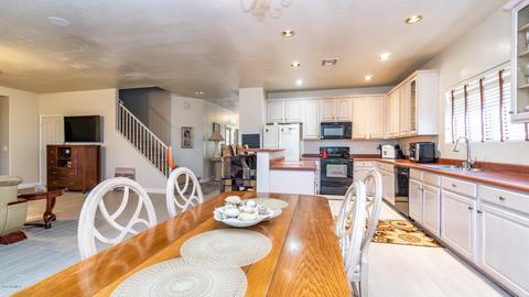1346 E Pedro Rd, Phoenix, AZ 85042 photo 9