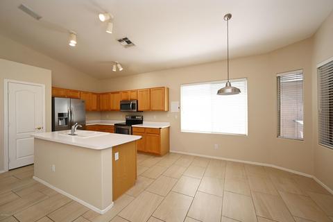 2429 E Paraiso Dr, Phoenix, AZ 85024 photo 3