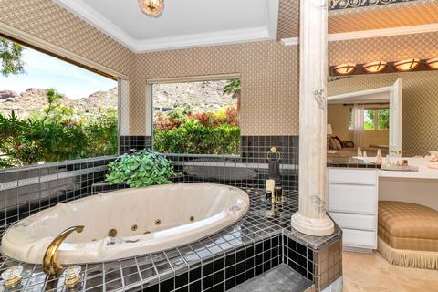 5330 E Royal View Dr N, Phoenix, AZ 85018 photo 11