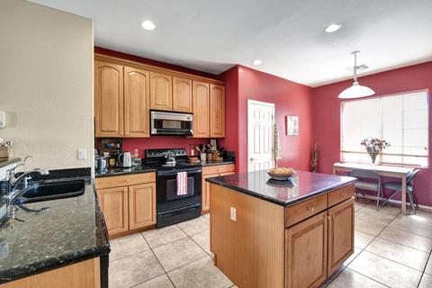 6413 S 23rd Dr, Phoenix, AZ 85041 photo 12