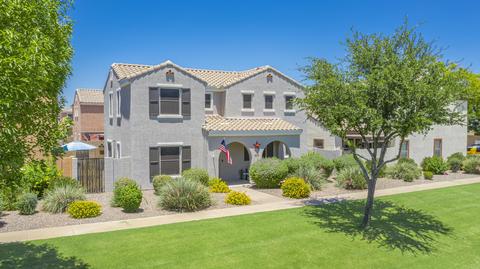 1746 S Martingale Rd, Gilbert, AZ 85295 photo 1