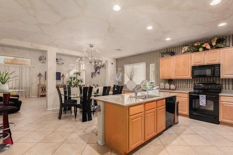 3263 E Castanets Dr, Gilbert, AZ 85298 photo 6