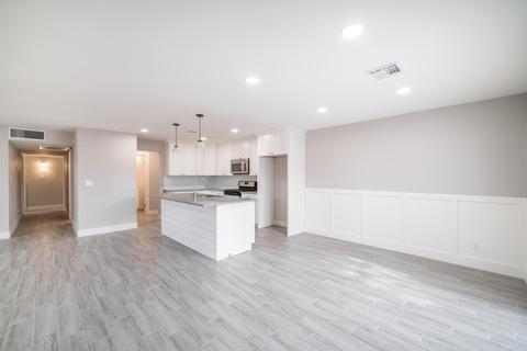 125 E Riviera Dr, Tempe, AZ 85282 photo 3
