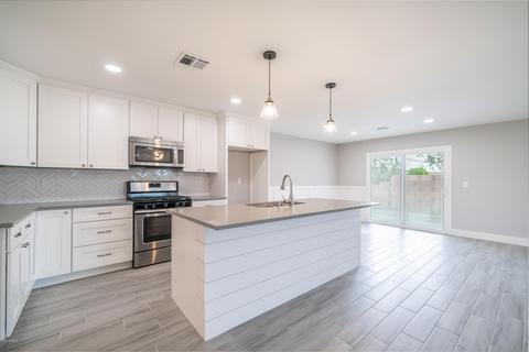 125 E Riviera Dr, Tempe, AZ 85282 photo 4