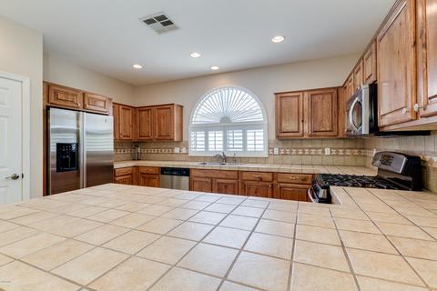 4712 E Carob Dr, Gilbert, AZ 85298 photo 10