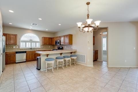 4712 E Carob Dr, Gilbert, AZ 85298 photo 8