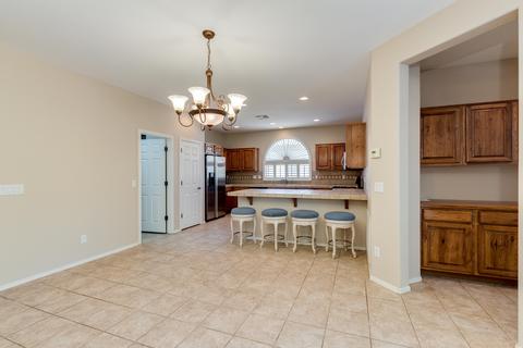 4712 E Carob Dr, Gilbert, AZ 85298 photo 9