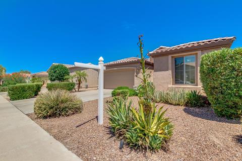 4712 E Carob Dr, Gilbert, AZ 85298 photo 3