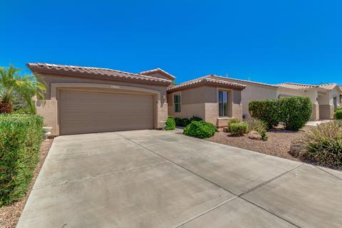 4712 E Carob Dr, Gilbert, AZ 85298 photo 2