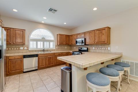 4712 E Carob Dr, Gilbert, AZ 85298 photo 11